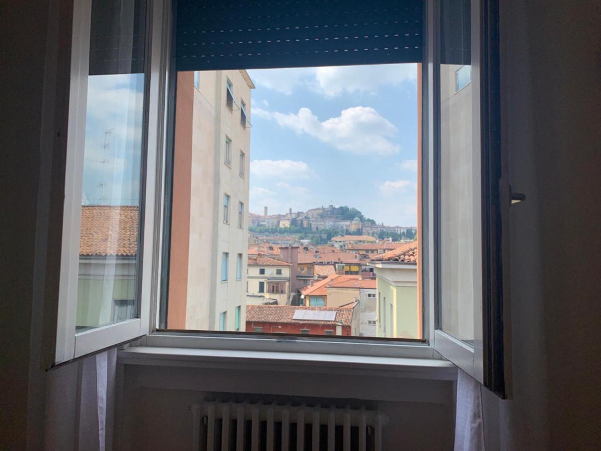 Camozzi Central Apartment Bergamo Kültér fotó